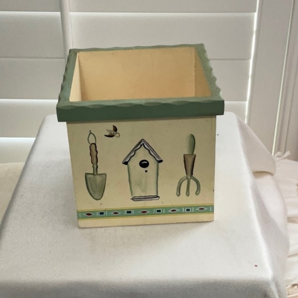 Vintage Pfaltzgraff Planter box
